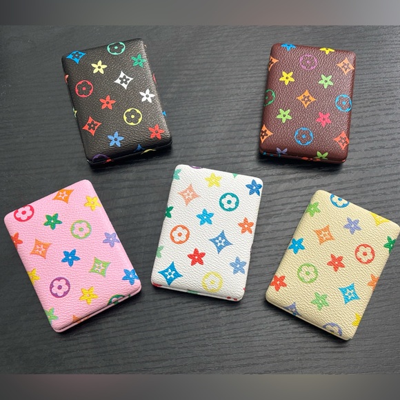Colorful Patterned Compact Mirrors - Picture 5 of 6